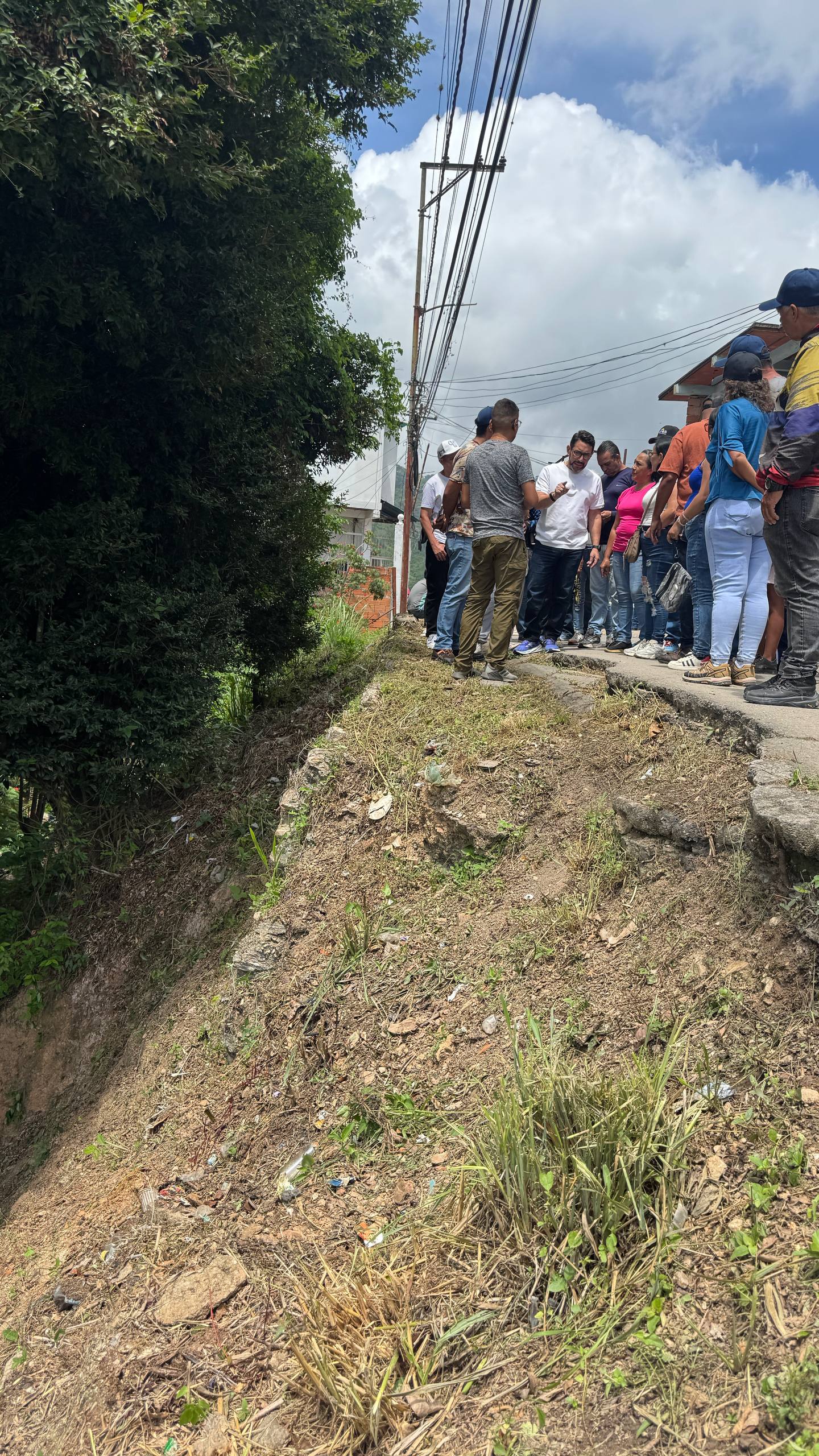 Corregirán falla de borde en Las Brisas de Paracotos 