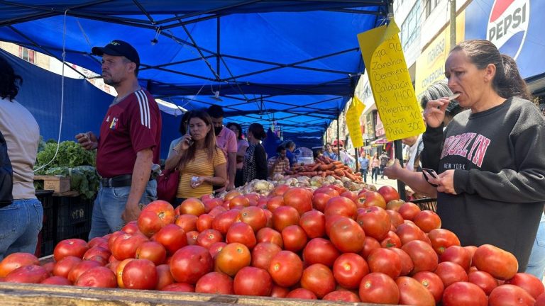 Alcaldía distribuye más de 18 toneladas de alimentos durante el fin de semana