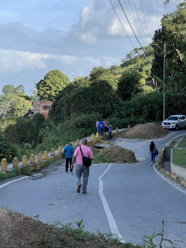 Avanzan proyectos de ingeniería para frenar socavamiento en la vía hacia Guaremal