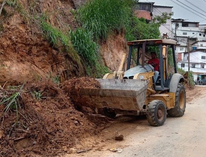 Serviguaicaipuro intensifica mantenimiento en vías y zonas de riesgo