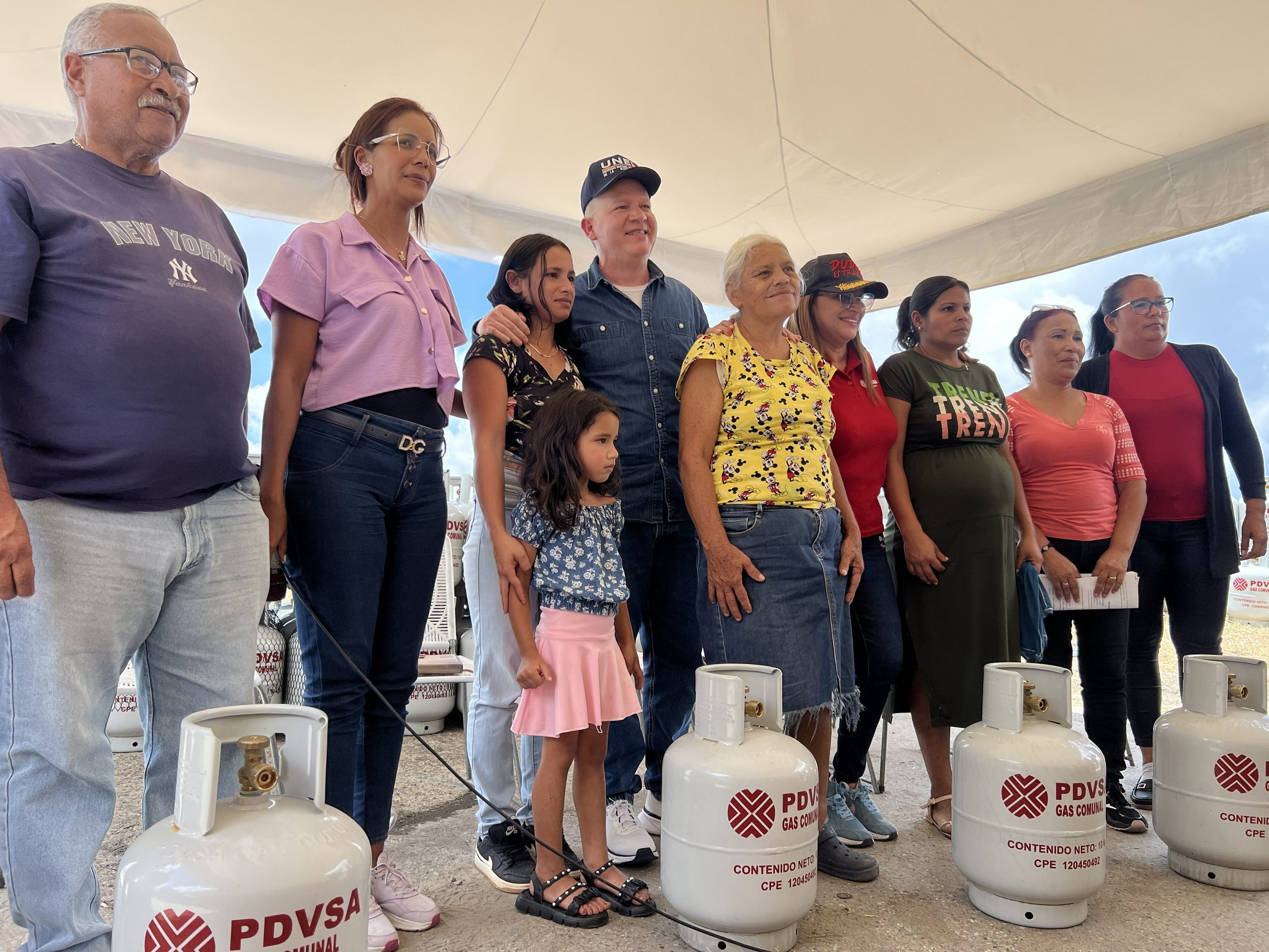 Gestión comunal beneficia a familias de La Macarena con 189 cilindros de gas