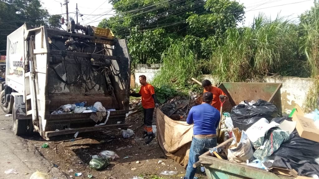 EcoGuaicaipuro realiza saneamiento en comunidad El Prado ante inconsciencia ciudadana