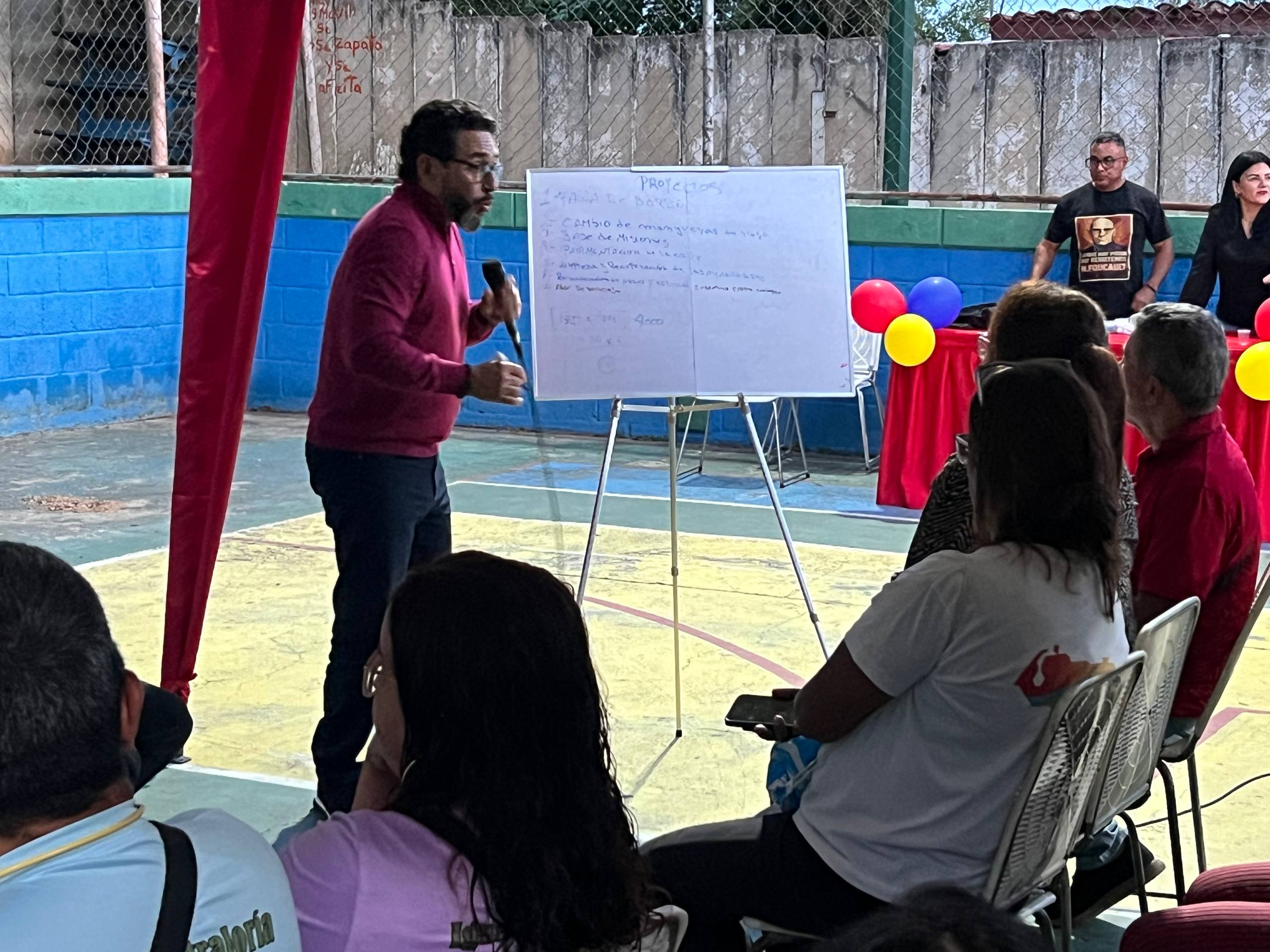 Alcalde Fraija llama a fortalecer el Poder Popular y anuncia incentivos para comunas con mayor participación