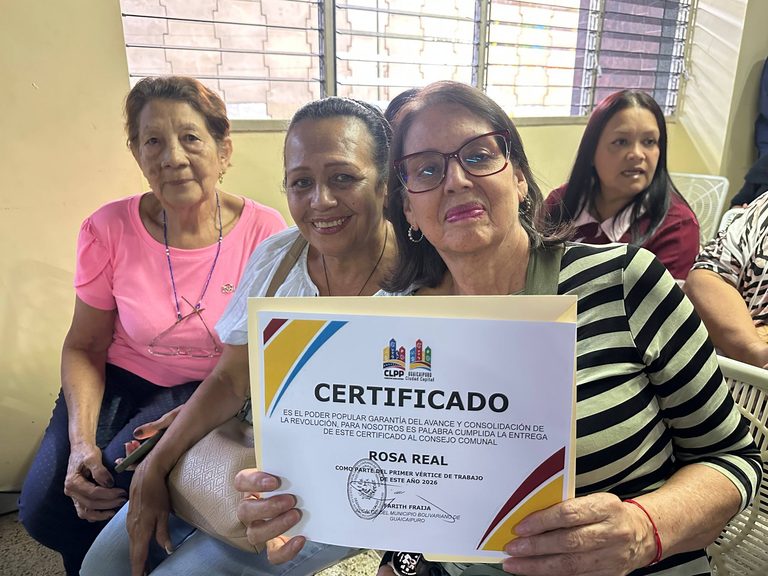 Entregan más de Bs 59,4 millones para financiar 12 proyectos comunitarios en Guaicaipuro