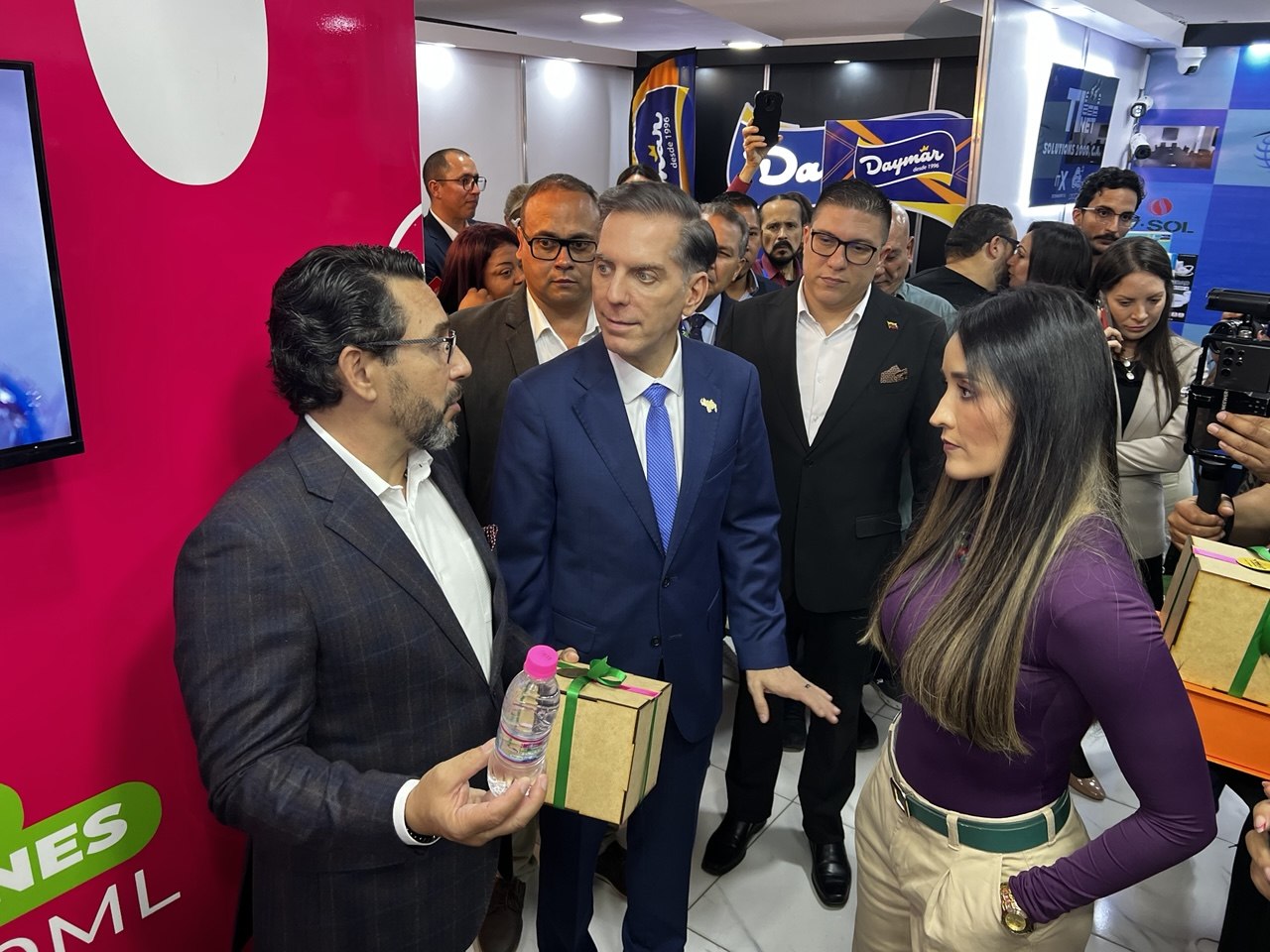 Con más de 150 marcas arrancó con éxito la Expo Guaicaipuro Potencia 2026