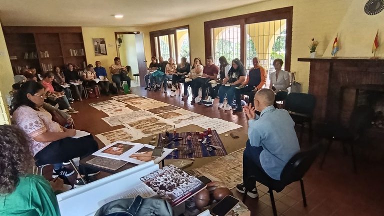 Ceideg impulsa diplomado para honrar el Día de la Resistencia Indígena