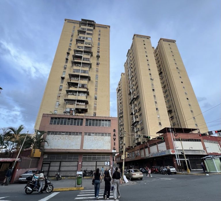 Carmen Olivo recupera la calidez de su hogar en Residencias Savil 